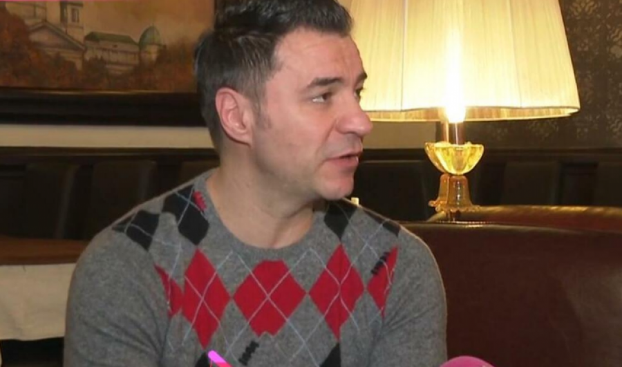 "IZBOLI SU ME NOŽEM, JEDVA SAM OSTAO ŽIV" Frontmen Amadeus benda progovorio o nedaćama koje su ga zadesile