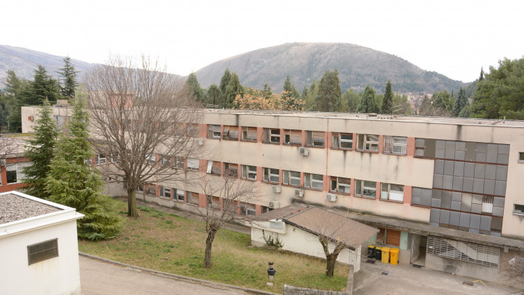 PACIJENT OSJETIO MIRIS DIMA Požar izbio u sobi na Odjelu pedijatrije u SKB-u Mostar