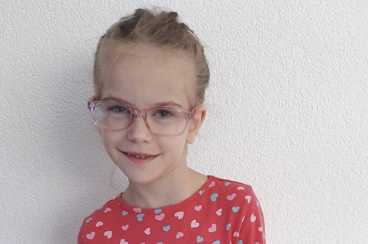 NAŠE MALO NJOJ JE MNOGO Sedmogodišnjoj Amini potrebna pomoć dobrih ljudi