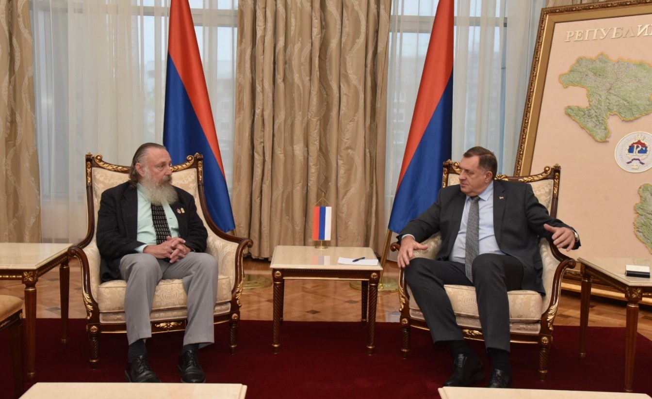 "POŽELIO SAM MU UGODAN BORAVAK U SRPSKOJ" Dodik sa Džatrasom razgovarao o političkoj situaciji u RS i svijetu (FOTO)