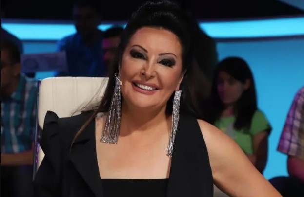 KO BI REKAO DA JE OVO DRAGANA MIRKOVIĆ? Pjevačica se dosta promijenila, ljudi kada je vide prisjete se starih vremena (FOTO)