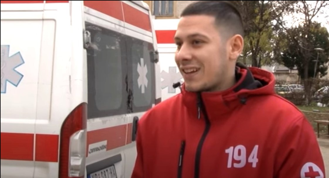 VLASNIK SE RASPLAKAO KADA GA JE UGLEDAO Hristijan Spasić vratio 3.500 evra, novac bio namijenjen liječenju djeteta!