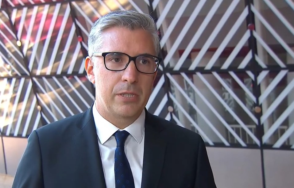 DRŽAVNI SEKRETAR ZA EVROPSKA PITANJA SLOVENIJE Pravi trenutak da se BiH dodijeli status kandidata