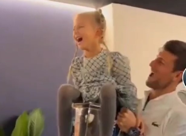 (FOTO) DIRLJIV PRIZOR Noletova kćerka ukrala šou u finalu OI, evo kako Tara bodri tatu