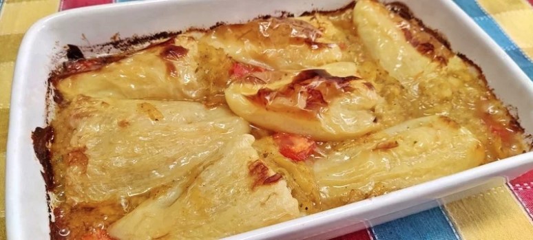 POSNI RUČAK NA STARINSKI NAČIN Zapečena paprika punjena krompirom
