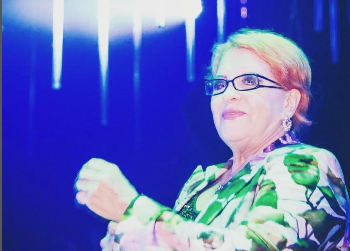 ŠEMSA SULJAKOVIĆ RADI PUNOM PAROM Snimila novu pjesmu, za svoj ćeif