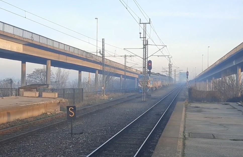 PRIZOR JE ZASTRAŠUJUĆI Prevrnuo se voz u Hrvatskoj (FOTO)