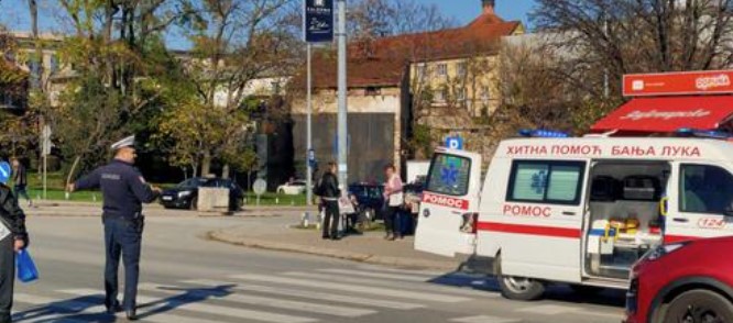 BANJALUČKA POLICIJA NA UVIĐAJU Ženu udario auto na pješačkom prelazu (FOTO)