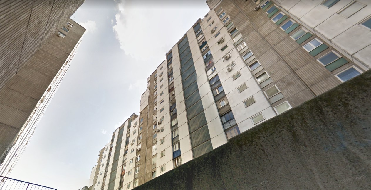 STANARI U STRAHU Tone soliter od 20 spratova