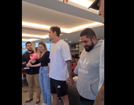 DVA NAJLJEPŠA "DA" Pedro je danas dobio poziv za Mundijal, a ono što je potom uradio šokiralo je sve (VIDEO)