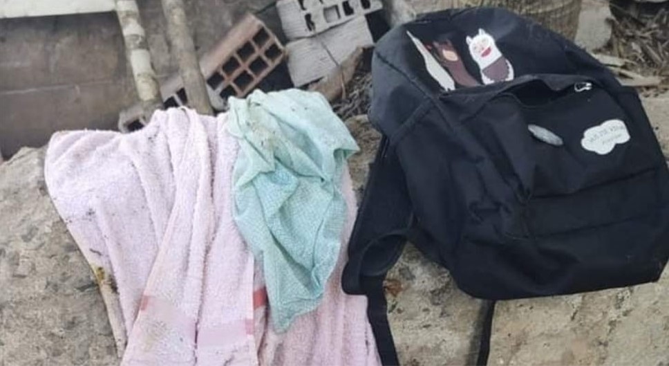 MUŠKARAC BACIO RANAC S MOSTA Ribari ga izvukli iz vode, a kada su ga otvorili, skamenili su se! (FOTO)