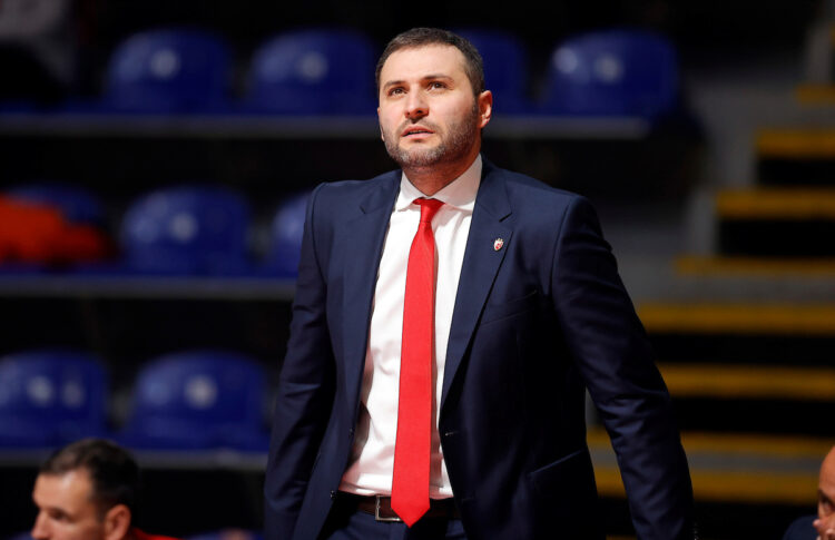 SPORAZUMNO OKONČAO SARADNJU Vladimir Jovanović nije više trener KK Crvena zvezda