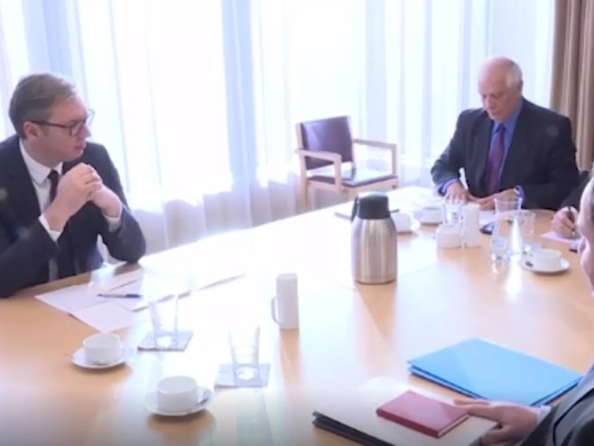 Zajednički sastanak zvaničnika EU, Vučića i Kurtija u Briselu traje više od dva sata