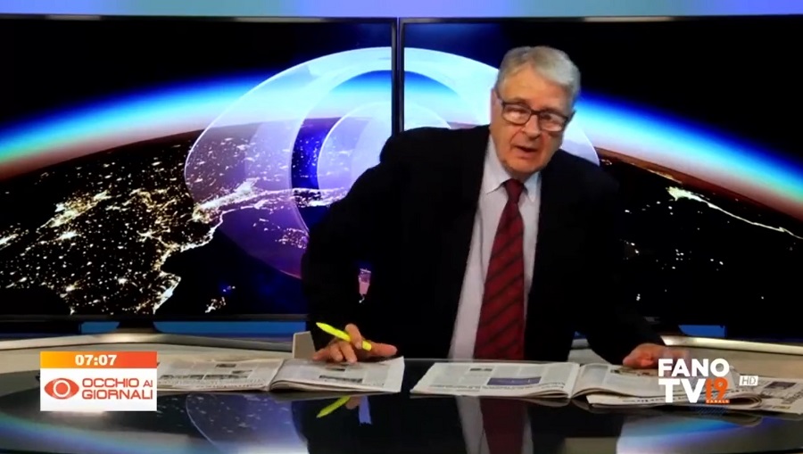 PANIKA U PROGRAMU UŽIVO Zemljotres snimljen u TV studiju, voditelj bježao (VIDEO)