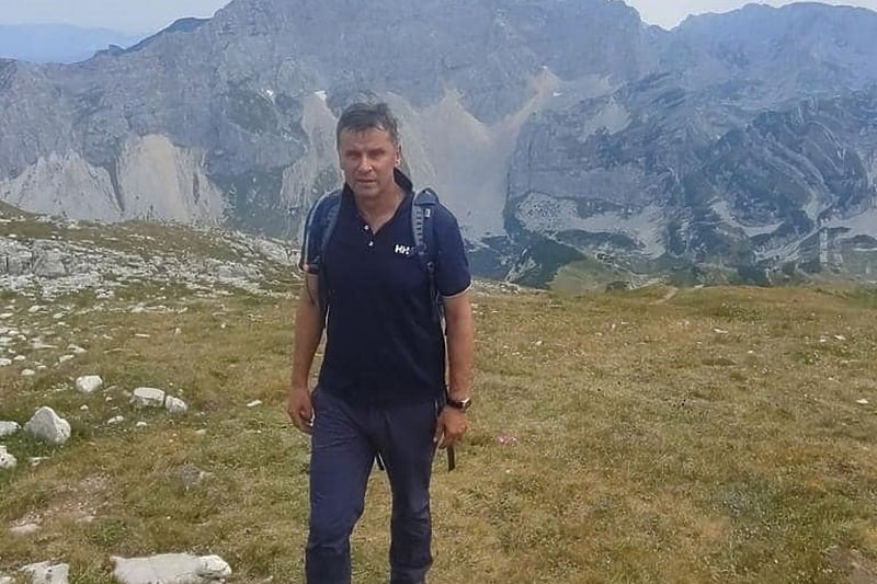 PREMIJER SE OKLIZNUO, PA SE "UGRUVAO" Fadil Novalić se povrijedio na planinarenju, primljen u bolnicu na posmatranje