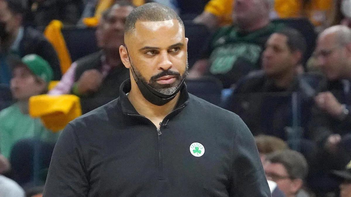 VEĆ NAŠAO NOVI POSAO Boston ga suspendovao zbog veze sa zaposlenom u klubu