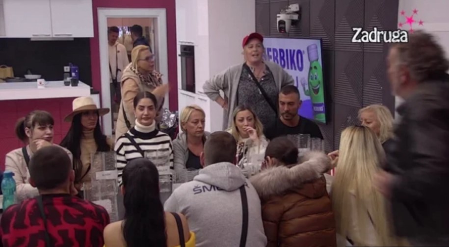 "TI SI GO*NO OD ČOVJEKA" Bukti rat između Jelene i Marije, u sve se umiješao i Ivan Marinković