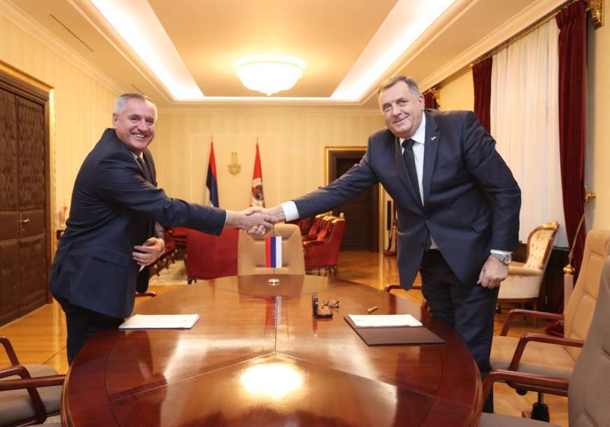 SADA I ZVANIČNO Dodik dodijelio mandat Viškoviću za sastav nove Vlade