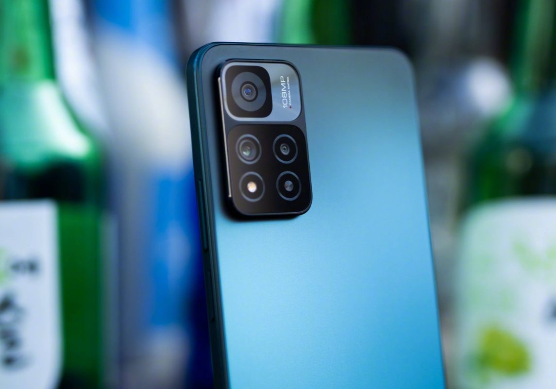 XIAOMI OBEĆAVA ODLIČNE PERFORMANSE Redmi Note 12 puniće se za samo devet minuta