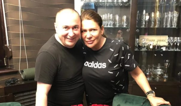 MALO KO ZNA DA ĐANIJEVA SUPRUGA IMA VANBRAČNOG SINA Slađa ga dugo nije vidjela, a evo da li će naslijediti pjevačevu imovinu
