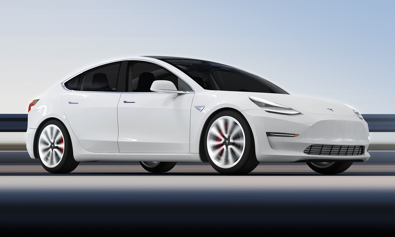 "Tesla" povlači više od 40.000 vozila zbog problema sa volanom