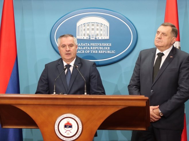 NABAVKA HRANE I PIĆA VRIJEDNA MILION MARAKA Dodik, Stevandić i Višković naručili 7 tona pomfrita