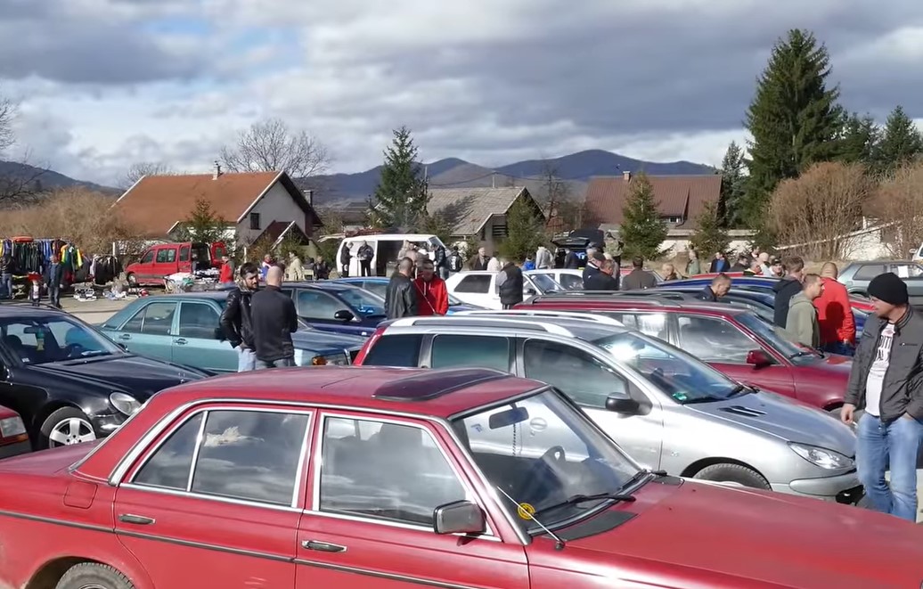 ŠOKIRALA SE KADA JE SHVATILA ŠTA JE SNAŠLO Srpkinja kupila polovni automobil pa na teži način shvatila da je prevarena