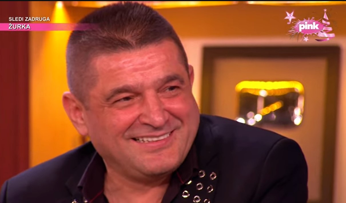 ZBOG NJE NIJE OTIŠAO NA MORE, VRATIO SE S POLA PUTA Baja Mali Knindža otkrio zbog čega je jednoj gatari dao sve pare iz novčanika