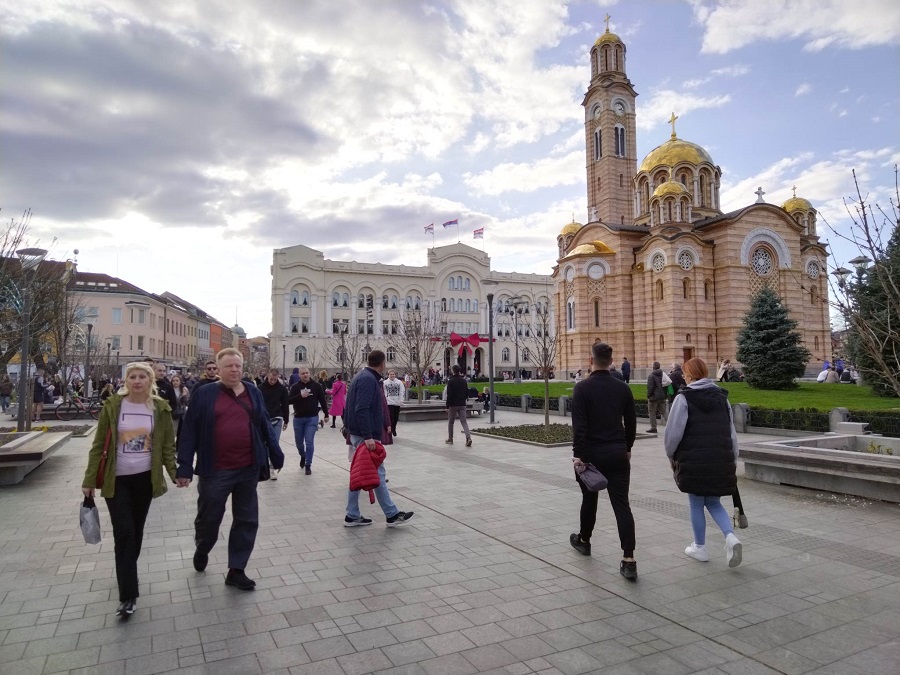 UŽAS NA ULICAMA BANJALUKE Pas se otrgao sa povoca, pa napao djecu; Troje povrijeđeno
