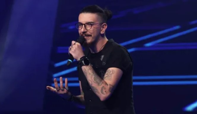 ULIČNI SVIRAČ IZ BIHAĆA JE NOVA ZVIJEZDA GRANDA: „Ti si čovjek koji treba da ima veliko ime“