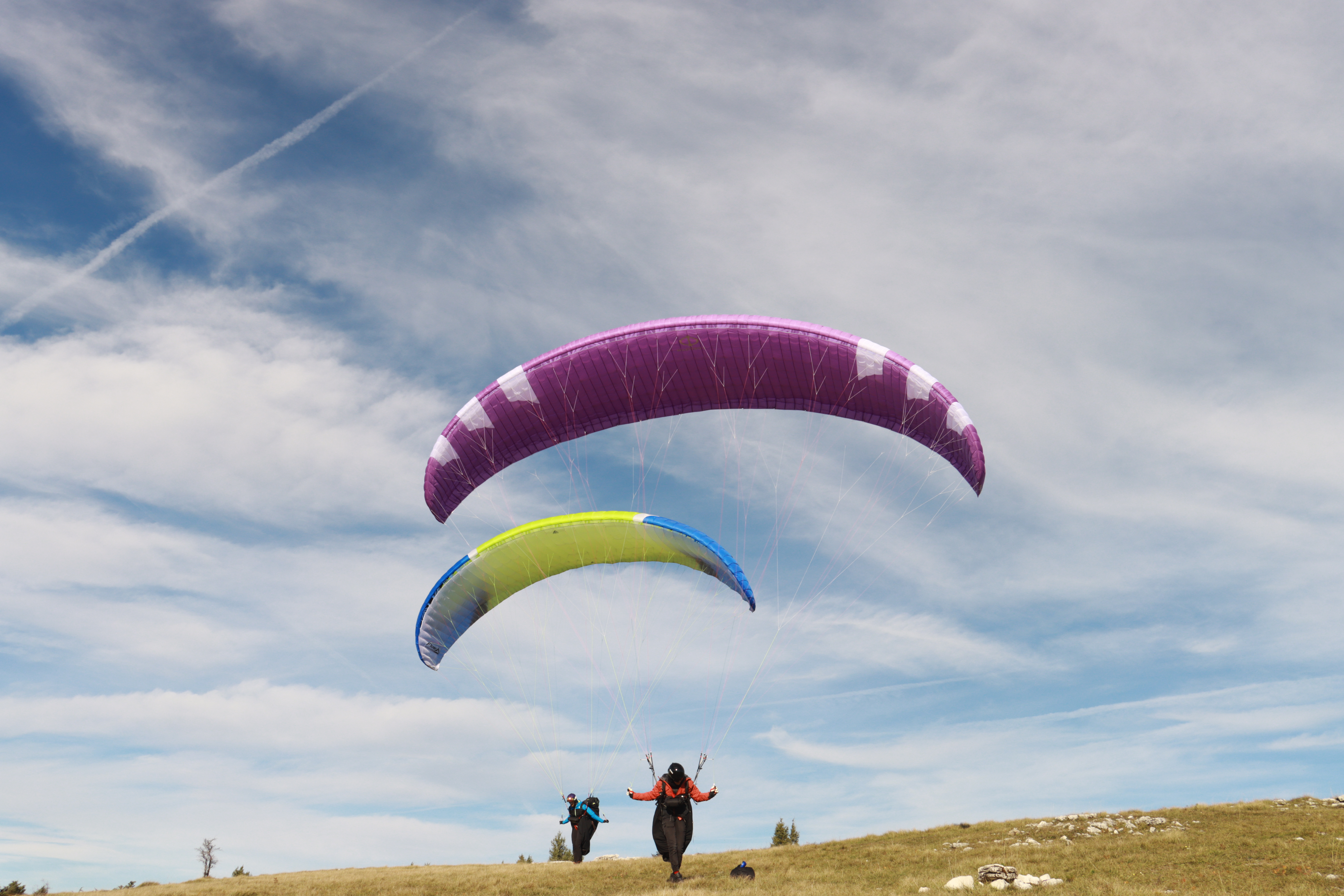 U Drvaru prvenstvo Srbije i BiH u paraglajdingu