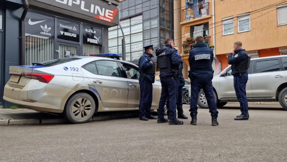 PRIPADNICI KPS-a NA SJEVERU KOSOVA PREMA NAREDBI KURTIJA Teror nad Srbima se nastavlja!