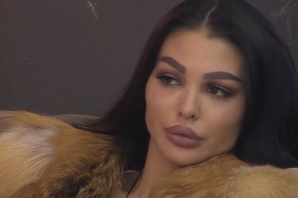 SVE KARTE NA STOLU Bivša Zadrugarka progovorila o Maji Marinković, pa otkrila šta se sve dešavalo u Beču