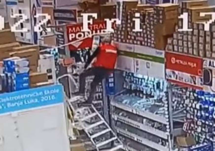 UMJESTO PLATE ZARADIO INVALIDITET I OTKAZ Nino je u "Centrumu" slomio kičmu, nakon toga još jedan šok: "Po sili zakona više ne produžavamo ugovor" (VIDEO)