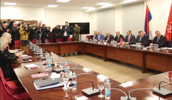 REPUBLIKA SRPSKA IZNIJELA ŠTA OČEKUJE OD NIVOA BIH Dogovren sastanak SNSD-a, HDZ-a i "osmorke" za četvrtak (VIDEO)