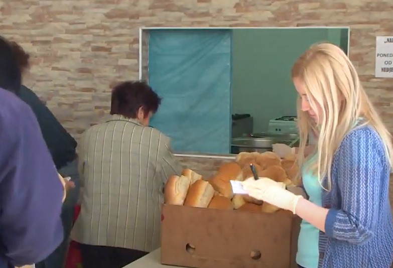 ŽIVOT NA TUĐEM KAZANU Svaki dan sve više građana posjećuje javne kuhinje