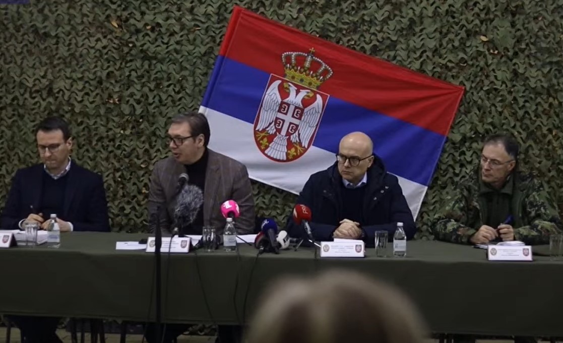 "IMAMO NAPISMENO..." Vučić sa Srbima sa Kosova: "Bez obzira kako bude bilo ostaću uz naš narod"