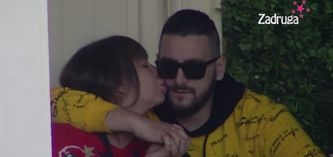 NA KORAK DO POLJUPCA! Miljana i Zola u muzičkom zanosu, Labunski ih pjesmom pogodio pravo u metu! (VIDEO)