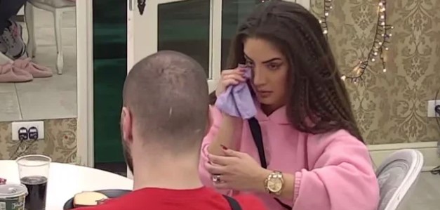 "LOŠE MI JE!" Anđela se slomila, pa otkrila da je izjeda savjest, Slavnić je uvjerava da nije kriva (VIDEO)