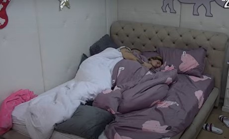 (VIDEO 18+) VEČERAS NEMA ''PLAFONSKE'' LJUBAVI! Pogledajte potpuno drugačiju vrelu akciju Aleks i Cara!