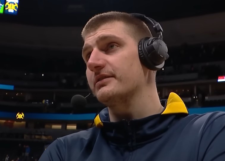 PONOVO U CENTRU PAŽNJE Jokić izjavom novinare nasmijao do suza (VIDEO)