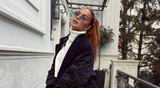 SE*SI MRAZICA! Teodora spremna za praznike, objavom će oduševiti muški rod (FOTO)