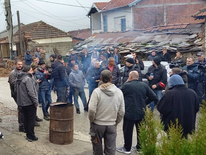 OGLASILI SE IZ POLICIJE: "Situacija na sjeveru Kosmeta i u Velikoj Hoči mirna, ali krhka"
