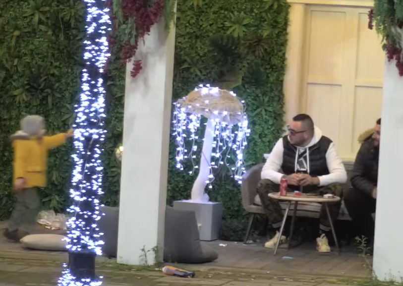 MALI ŽELJKO IZNENADIO ZADRUGARE Car se naprosto raspilavio, a pogledajte kako je reagovao Zola (VIDEO)