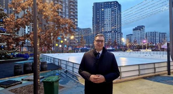 NAKON ISCRPLJUJUĆEG SASTANKA Vučić posjetio Savski Park da napuni baterije pred nove razgovore (FOTO)