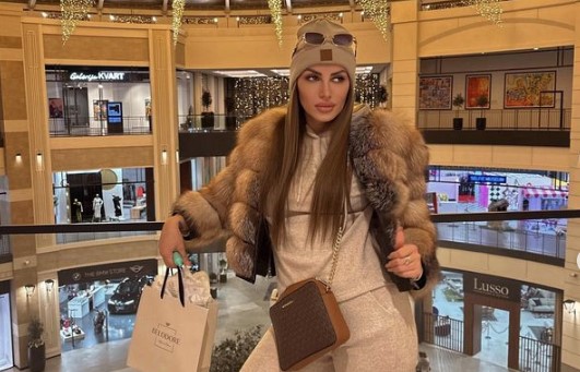 JEDVA DOČEKALA Dalila ponizila javno Dejana, u tome joj pomogla drugarica Marijana (VIDEO)