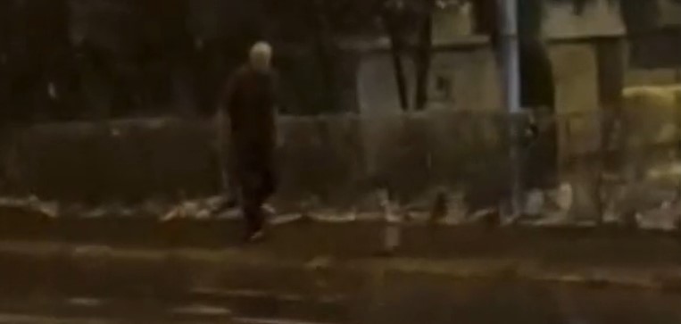 "ČOVJEK NAS JE GANJAO MAČETOM USRED BANJALUKE" Jeziv video osvanuo na društvenim mrežama, slučaj podijelio javnost (VIDEO)