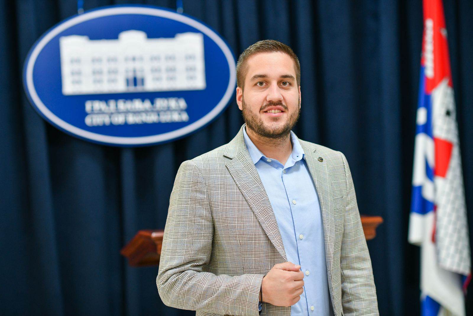 DRINIĆ REAGOVAO NA IZJAVU POTPREDSJEDNIKA SKUPŠTINE GRADA "Dajte Čudiću vodu, hoće još!"