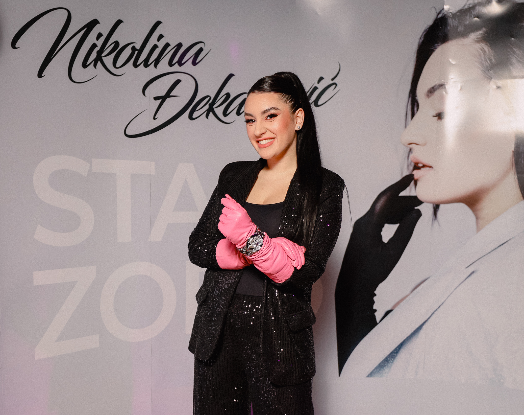 "POBIJEDILA SAM SAMU SEBE!" Nikolina Đekanović, finalistkinja "Zvezda Granda", oduvala banjalučku publiku: Svi oduševljeni njenom pjesmom "Stani zoro" (FOTO/VIDEO)