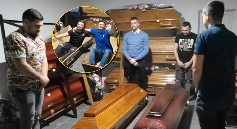 VESELJE U POGREBNOM PREDUZEĆU Uz harmoniku i poznati narodnjak ustaju iz sanduka